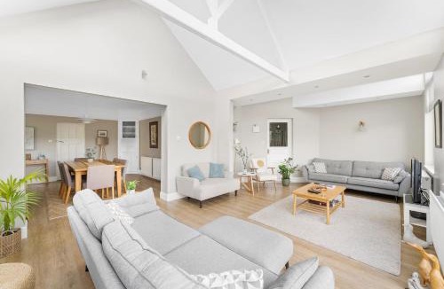 Waterhead House | Holly Nook