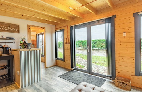 Maidstone Cottage | Holly's Hidden Hideaway - UK36783