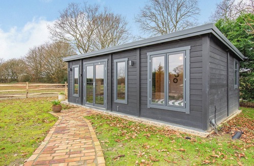 Maidstone Cottage | Holly's Hidden Hideaway - UK36783