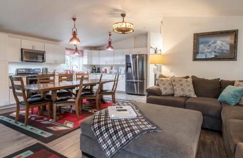 Tillamook House | Holly's house