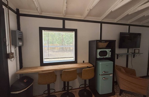 Branford Cabin | Holly Springs Cabin