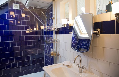 Cowes Bed & Breakfast | Holly Tree House