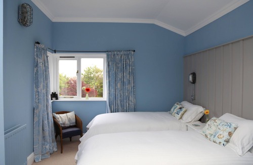 Cowes Bed & Breakfast | Holly Tree House