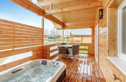 York Ski Chalet | Holly Tree Lodge Accessible PF