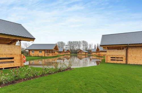 York Ski Chalet | Holly Tree Lodge Accessible PF