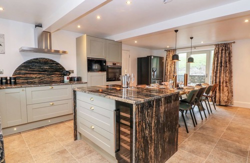 Leek Cottage | Hollydale