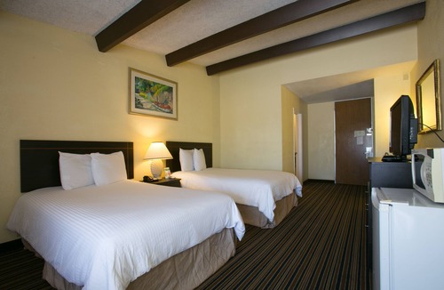 North Central Hollywood Hotel | Hollywood Gateway Inn