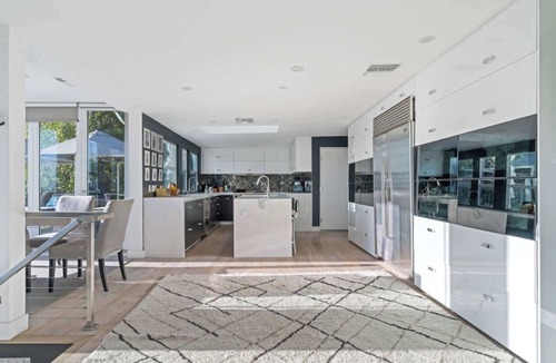 Hollywood Hills West House | Hollywood Hills 4BR | City Views by Colby & Conrad