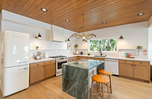 Hollywood Heights House | Hollywood Hills Getaway 15% Off Flash Sale