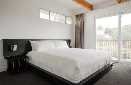 Hollywood Heights Hotel | Hollywood Hills Hotel