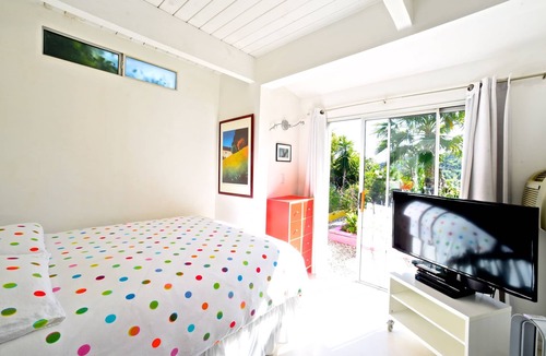 Hollywood Hills House | Hollywood Hills Retreat with Scenic Views & Lush Private Garden