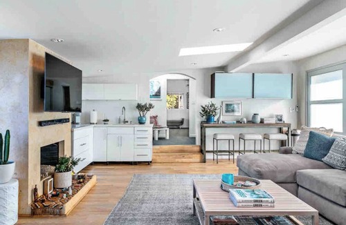 Hollywood Hills House | Hollywood Hills /Skyline views/Private Sauna