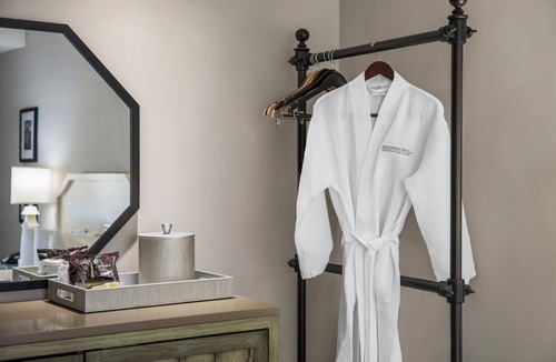 East Hollywood Hotel | Hollywood Hotel