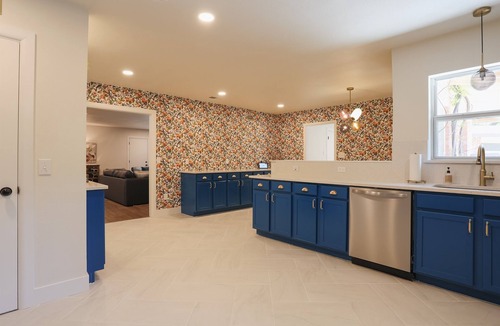 Lubbock House | Hollywood in the Hub