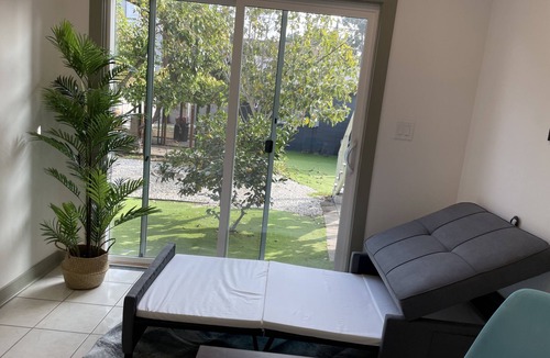 Little Armenia House | Hollywood Oasis