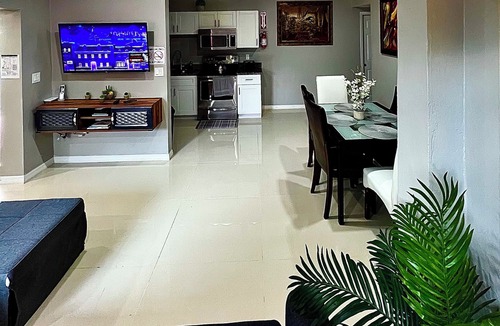 Parkside House | Hollywood paradise