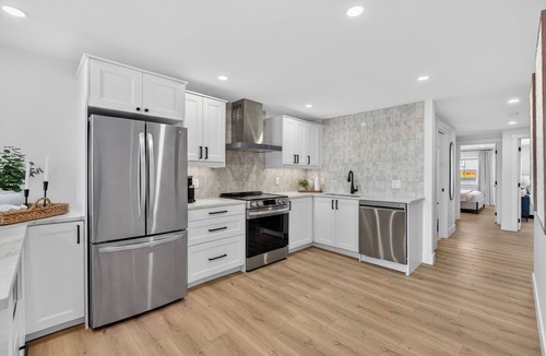 Summerside Apartment | Holman's Harbourview Suite -Renovated Waterview Suite in the Heart of Summerside