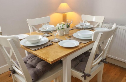 Honley House | Holmdale Cottage