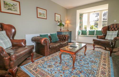 Great Longstone House | Holmefield