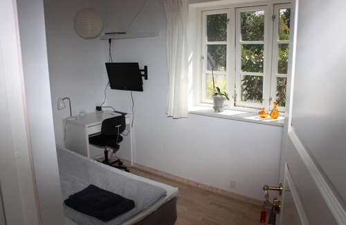 Kalundborg Bed & Breakfast | Holmehuset Bed & Breakfast - Gårdhotel