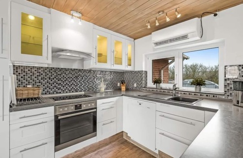 Bjerregaard House | "Holmer" - 300m to the inlet by Interhome