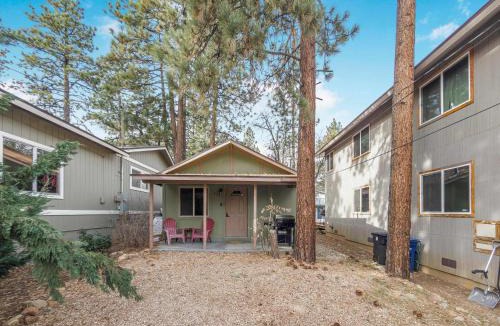 Sugarloaf House | Holmes Hub Cabin W Hot Tub