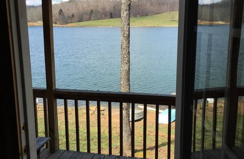 Muddy Pond Cabin | Holpp's Pine Ridge Lake