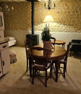 Sainpuits House | Holy Cottage