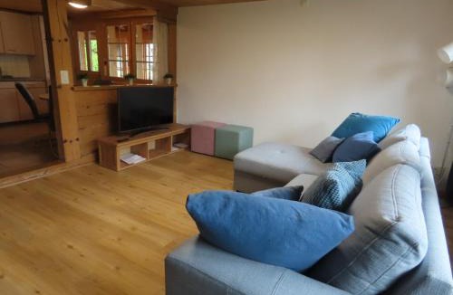 Goldswil Apartment | Holzhaus bei Interlaken