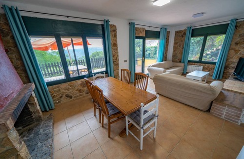 Sant Cebria de Vallalta Villa | HomeHolidaysRentals Wylla - Costa Barcelona
