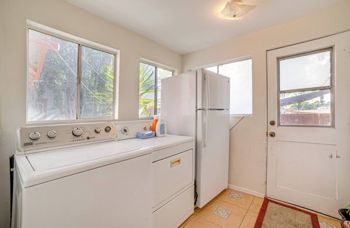 Downtown Riverside House | Home 1/2 Mi to Dtwn Riverside: Families Welcome!