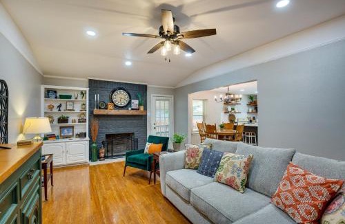 Waxahachie House | Home 1 Mi to Historic Gingerbread District & Dtwn!
