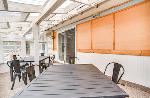 Lake Luzerne-Hadley House | Home 1 Mi to Wayside Beach, Near Belmont Stakes!