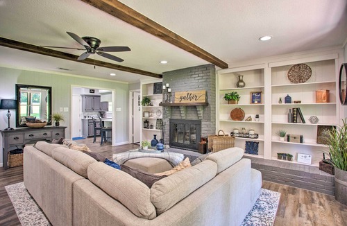 McKinney House | Home 4 Mi to Dtwn McKinney! Game Room & Fireplace