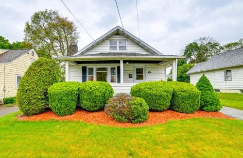 Vestal House | Home 7 Mi to Binghamton University!