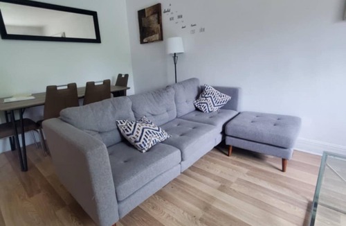 Laval Apartment | Home away from Home