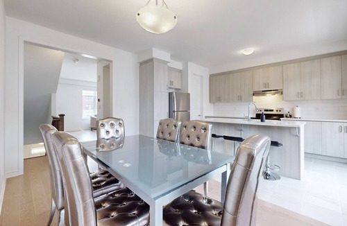 Oakville House | Home Away From Home