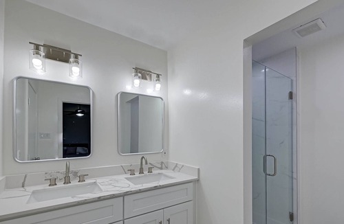 Houston House | Home away from home. Comforting Medical Rental