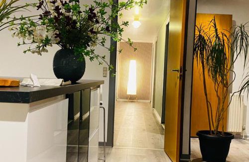 Løsning House | Home Away From Home