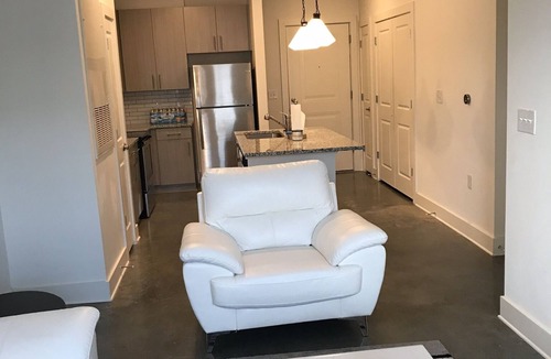 Chamblee House | Home away from home e