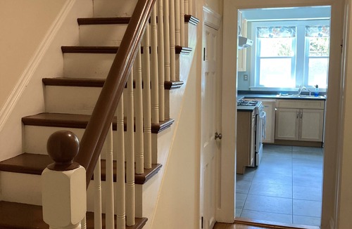 Arlington Apartment | Home away from home for work or graduate school.