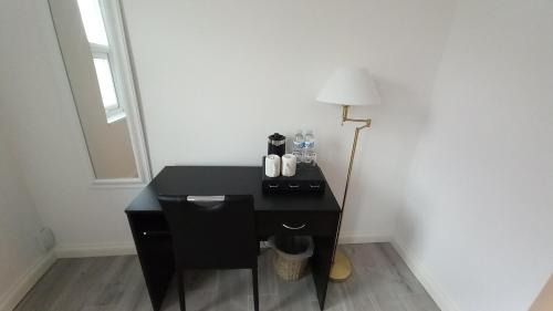 Ashford House | Home Away from Home.