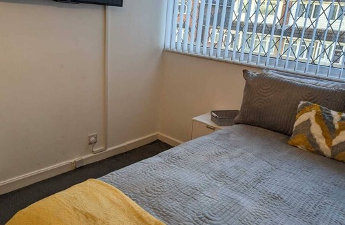 Leigh House | Home Away From Home