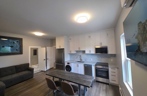 Orillia Apartment | Home away from home in Orillia