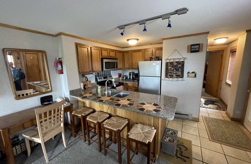 Edray Apartment | Home Away From Home - Powderidge