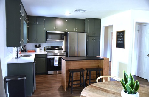 Temple House | Home Away From Home; Private Yard, Pet-Friendly, 5 Minutes From S & W