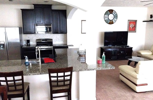 Barker House | Home Away from Home - Safe & Quiet Location Easy Access Plenty Commerce around