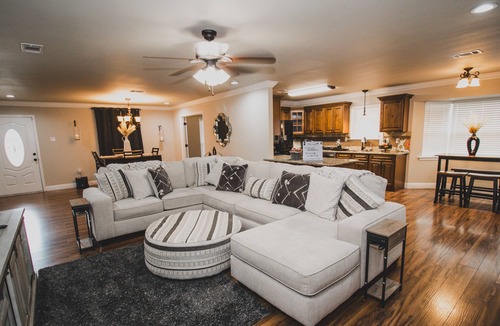 Park Forest - LA North House | “Home Away From Home” 12mi to LSU, 10mi to SU