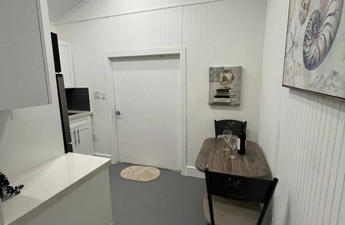 Cutler Bay Apartment | Home Away From Home