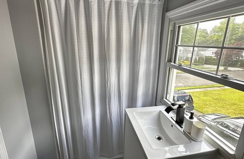 Bergenfield House | Home away from home